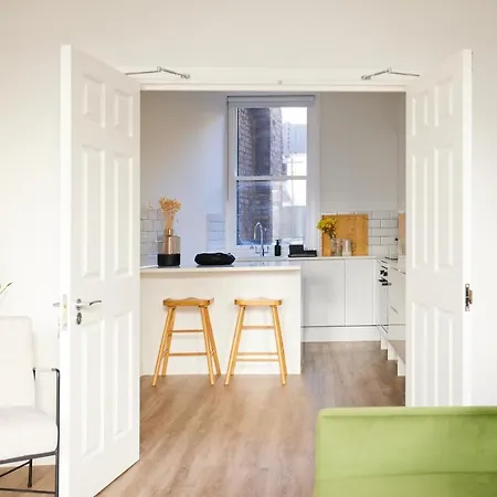 The Fulham Escape - Alluring 5Bdr Flat Londres Extérieur photo
