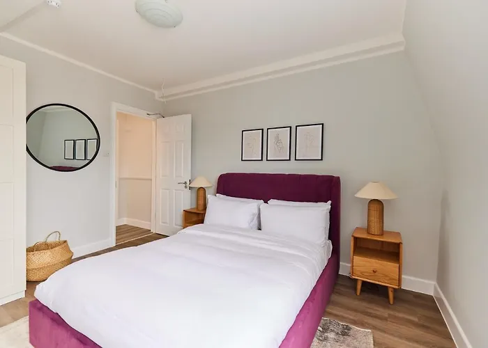 The Fulham Escape - Alluring 5Bdr Flat