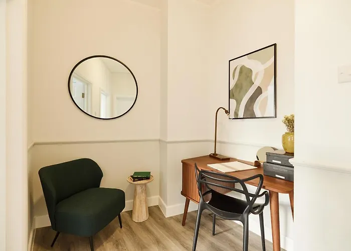 The Fulham Escape - Alluring 5Bdr Flat