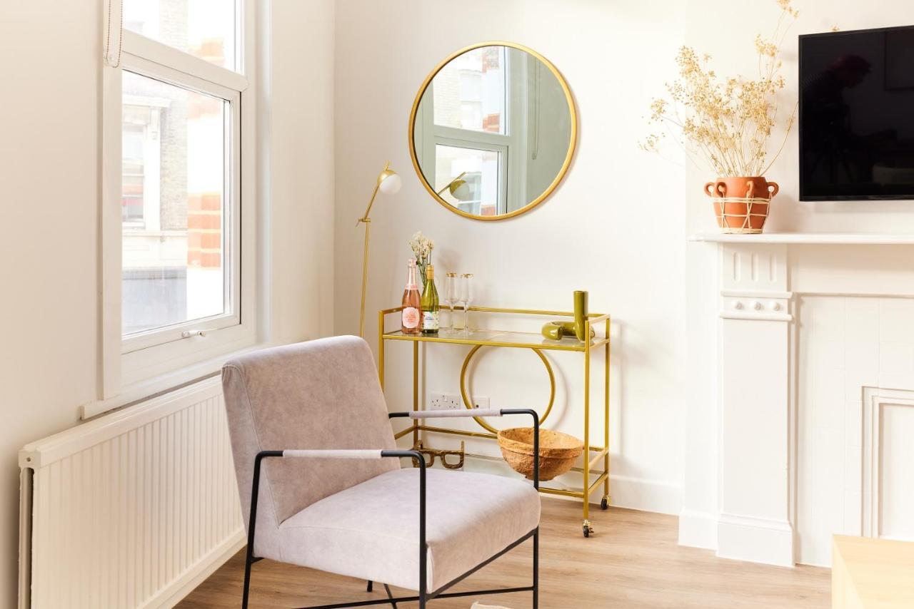 Апартаменты The Fulham Escape - Alluring 5bdr Flat Лондон
